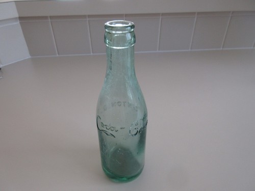 Straight side coca cola bottle - side,
