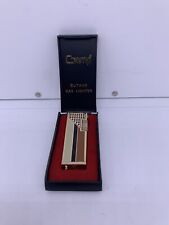 Champ. Briquet . Laque