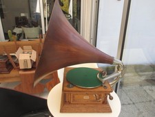 GRAMOPHONE MONARCH SENIOR. 3