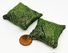 Maison de Poupées Paire Vert à Motifs Coussins Accessoire Miniature DH17 Tumdee