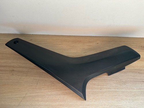 Cache lateral carenage - cache,