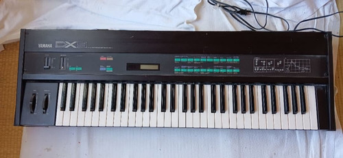 Yamaha dx9 synthétiseur - yamaha, fm
