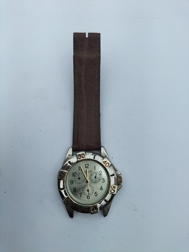 Ancienne montre vintage quartz - ancienne,