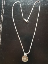 1x chaine pendentif médaille