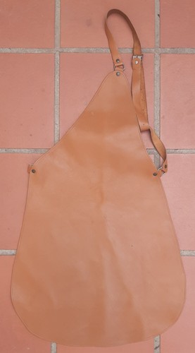 Rare tablier cuir sapeur - rare, de