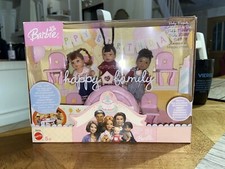 2003 Barbie Happy Family Neighborhood Baby Friends Doll Bébé Midge Birthday Nikk