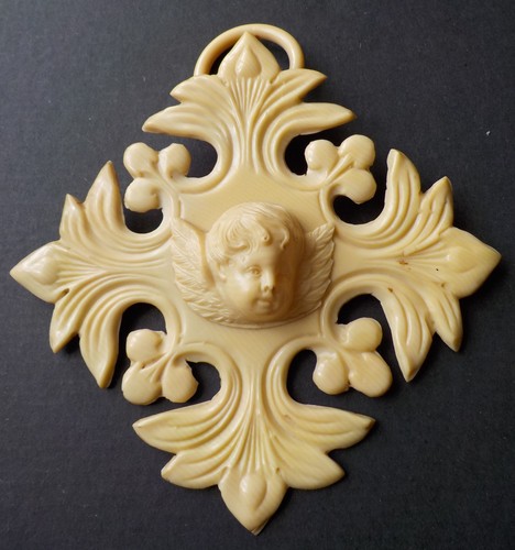 Ange putti en galalithe - ange,