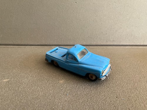 Ancienne voiture miniature - voiture,