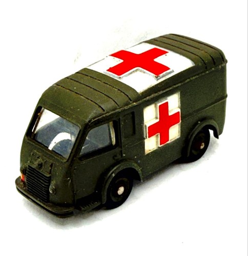 Dinky toys renault military - dinky,