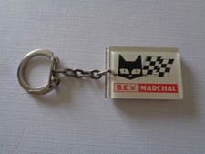 PORTE CLE CHAT MARCHAL CATALUX SOUBITEZ ECLAIRAGE 2 ROUES