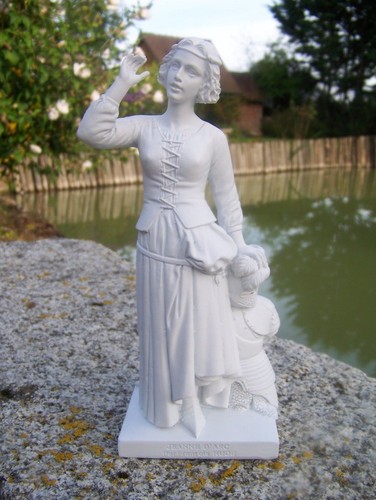 Re0221 figurine statuette - ,