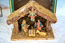 Crèche de Noël avec santons