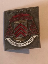 Insigne militaire pucelle  -  Cuirasse Richelieu