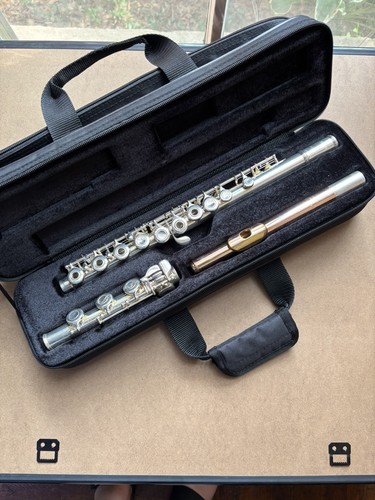Yamaha 361 flute with gold - with, a