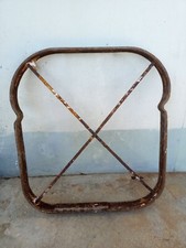 ANCIEN SOCLE EN FER FORGE