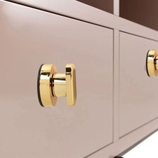 Poign��e s?re et stable