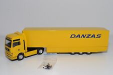 A88 1:50 CONRAD SCALE ART MAN