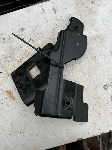 Cache protection moteur - cache,