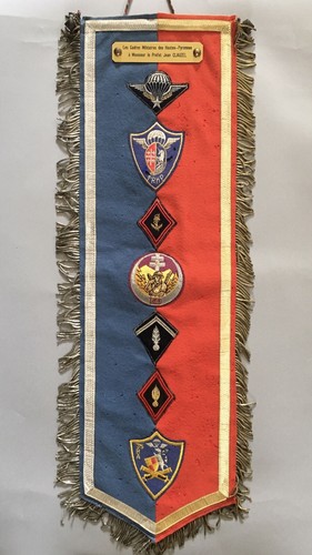 Grand fanion écussons et - fanion,