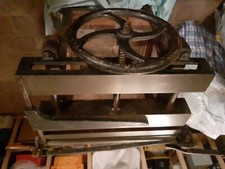 Combiné presse cisaille de