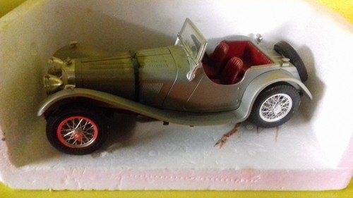 Jaguar 100 1937 18 burago - 1/18,