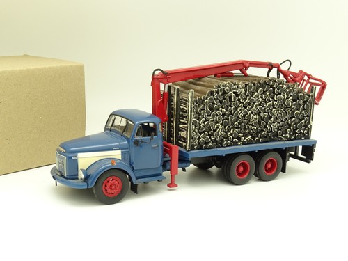 Ixo volvo n88 - 1/43,