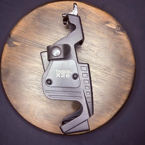 X26 taser holster right hand - x26,