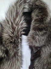 Tour de Cou Écharpe en Renard VÉRITABLE magnifique Couleur Cendre Blanc / Gris 