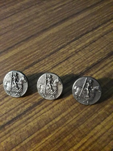 Lot boutons anciens en - 3,