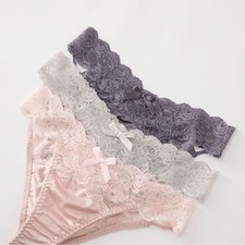 Pantalon en dentelle pour femme slip taille basse avec design creux vintage au c