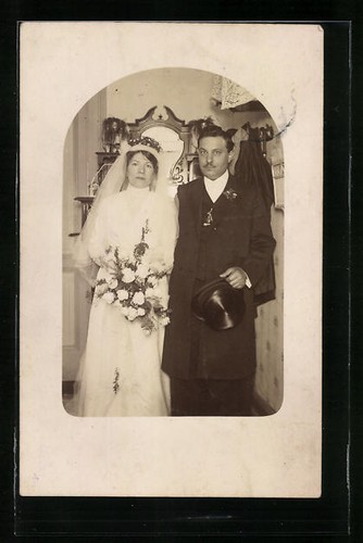 Carte postale photo - , jeune