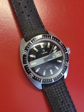 Belle montre de plongée homme