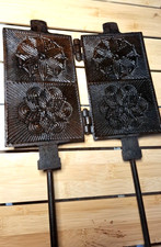 Ancien gaufrier en fonte à