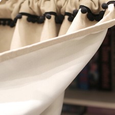 Black-Out Demi Rideau Pom