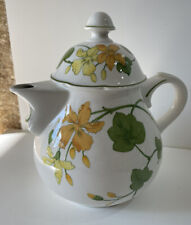 Théière en porcelaine