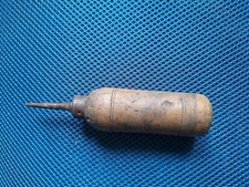 Ancienne alène de cordonnier