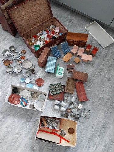 Enorme lot dinette poupees - lot,