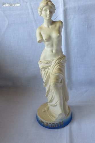 Statuette aphrodite plâtre - statuette,