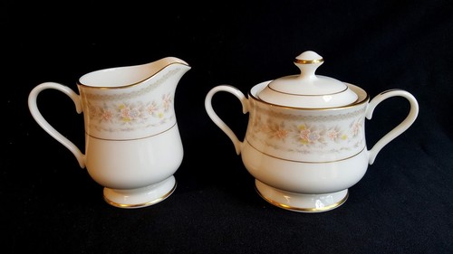 Creamer sugar bowl set - &,