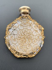 Bouteille de parfum antique