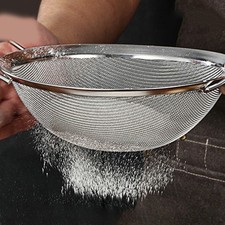 Panier passoire ergonomique