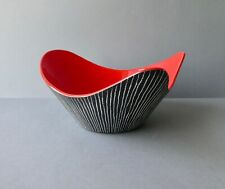 coupe en céramique de forme