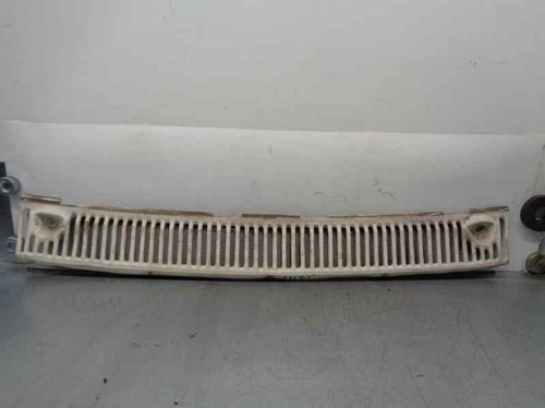 Moulure mercedes benz w115 - 8,