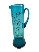 ANCIENNE CARAFE ÉMAILLÉE BLEUE FLEURIE VERRE SOUFFLÉ DÉCOR DORÉ - HAUTEUR 30 CM