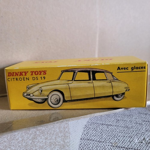 Boite vide dinky - vide,