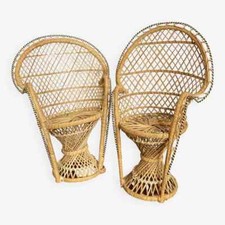 Paire de fauteuils Emmanuelle