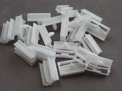 Clips seuil de porte - seuil,