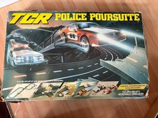 CIRCUIT ÉLECTRIQUE TCR POLICE POURSUITE 6979-9F. Incomplet.