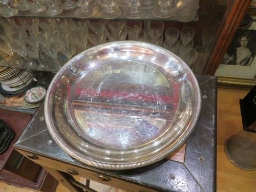 Ancien grand plat rond metal - plat,