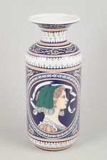 Italy. Vase décoratif en